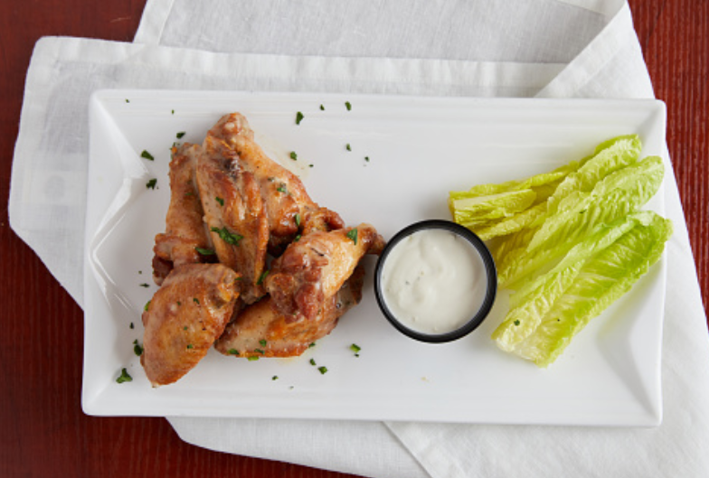 chicken wings with vegetables